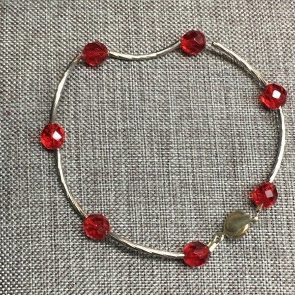 Silver Curved Red Bracelet Tubes Faceted Bead Snap Closure Transluscent Sparkle - Picture 1 of 3